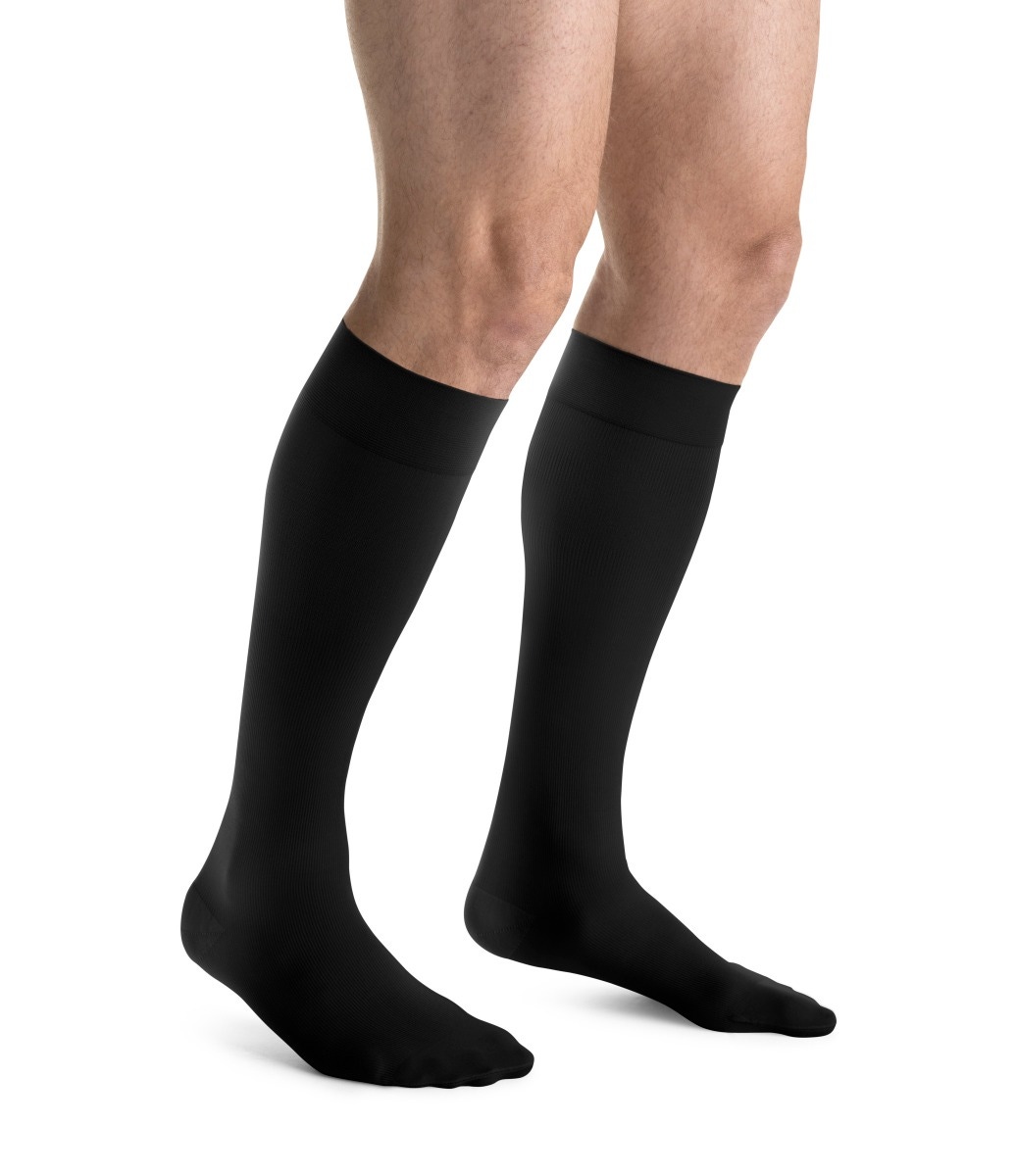 Mens knee top length socks