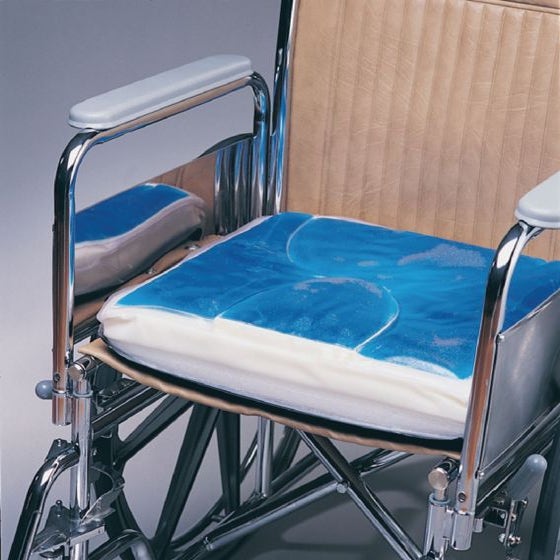 https://www.performancehealth.ca/media/catalog/product/s/k/skil-care-position-plus-gel-foam-cushion.jpg?optimize=low&bg-color=255,255,255&fit=bounds&height=700&width=700&canvas=700:700