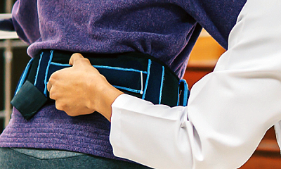Gait Belts: What They Are and How to Use Them Effectively